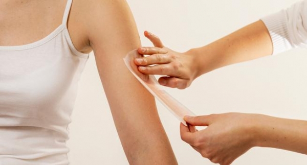 avoid-bumps-on-your-skin-after-waxing-with-these-tips-happy-holidays-2014